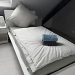 Apartman Wg-zimmer-monteurzimmer-ferienwohnung Bis 10 Personen