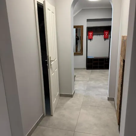 Wg-zimmer-monteurzimmer-ferienwohnung Bis 10 Personen Apartment