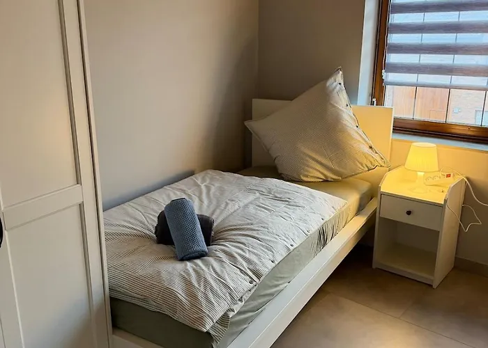 Wg-zimmer-monteurzimmer-ferienwohnung Bis 10 Personen Appartamento Aldenhoven (Duren)