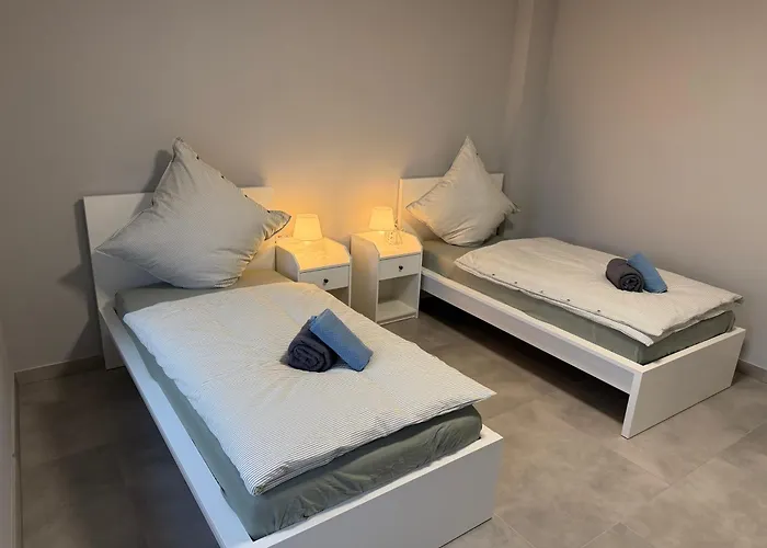 Wg-zimmer-monteurzimmer-ferienwohnung Bis 10 Personen