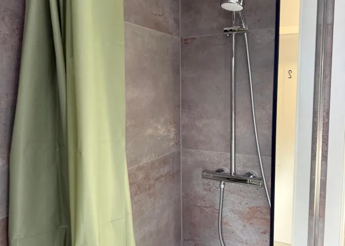 Wg-zimmer-monteurzimmer-ferienwohnung Bis 10 Personen * Aldenhoven (Duren)