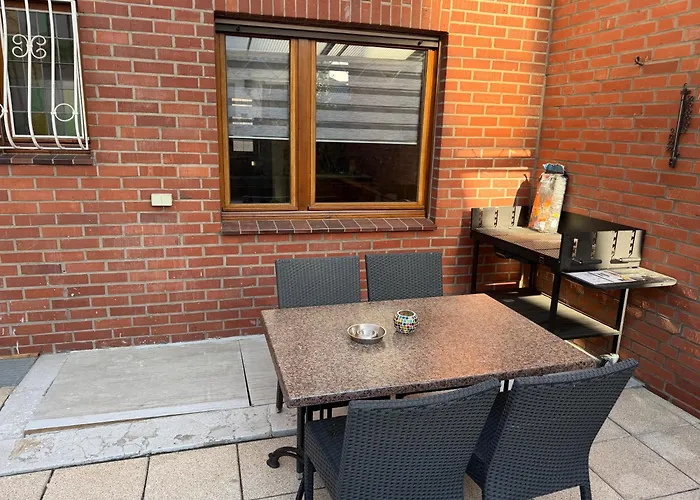 Wg-zimmer-monteurzimmer-ferienwohnung Bis 10 Personen *